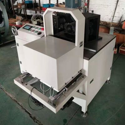 Máquina de descarga de papel para la fabricación de elementos de filtro con bomba de componentes centrales