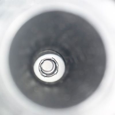 320/04133A Maquinaria de ingeniería con elemento filtro de aceite y componentes centrales de 3 meses